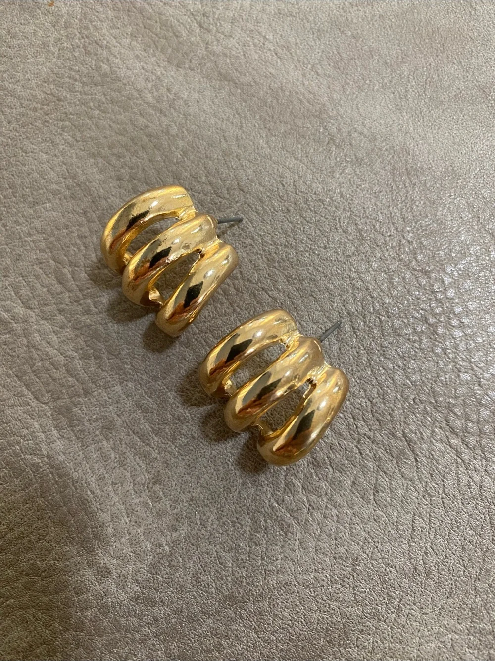 Nordstrom Gold Tone Chunky Triple Hoop Earrings NWOT